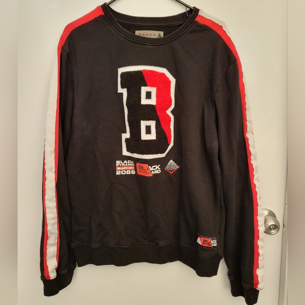 Black Pyramid Bold Black and Red Sweatshirt